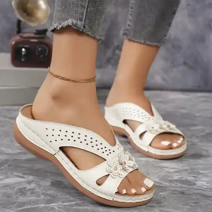 Wedge-heeled Thick-soled Hollow Rivet Flower Slippers