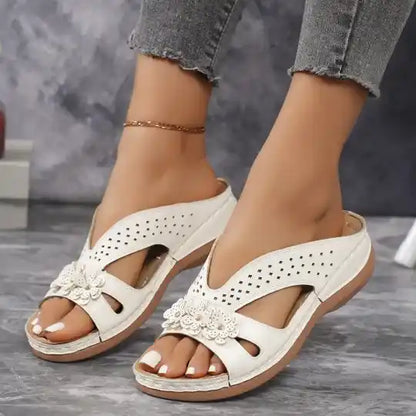 Wedge-heeled Thick-soled Hollow Rivet Flower Slippers