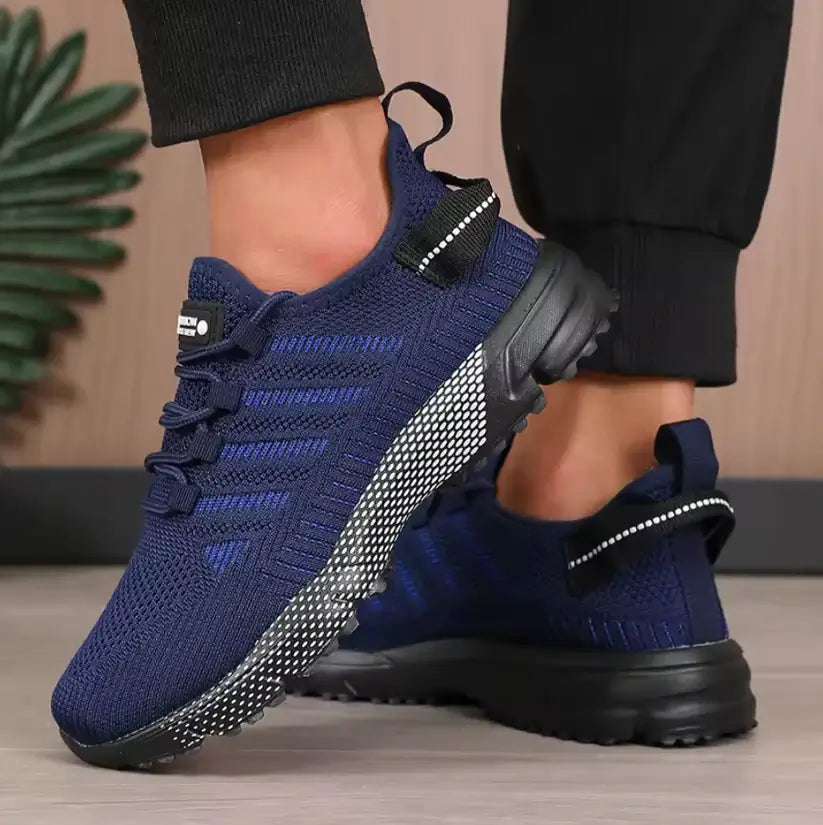 STRIDE EASY SNEAKERS