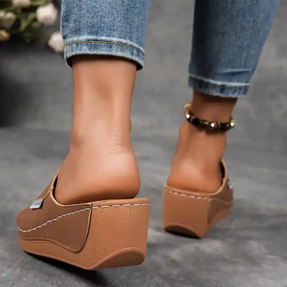 Women's Comfortable Thick Sole Arch Support Leather Slippers